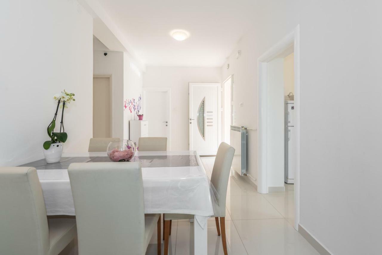Apartment Allegro